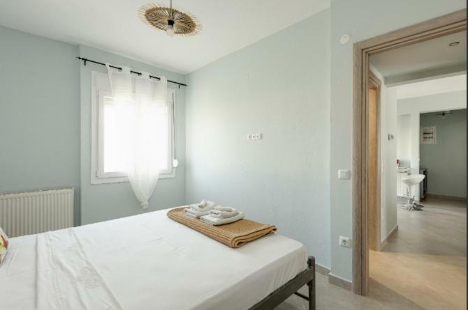Bright Spacious Two-Bedroom Apartment Szaloniki Kültér fotó